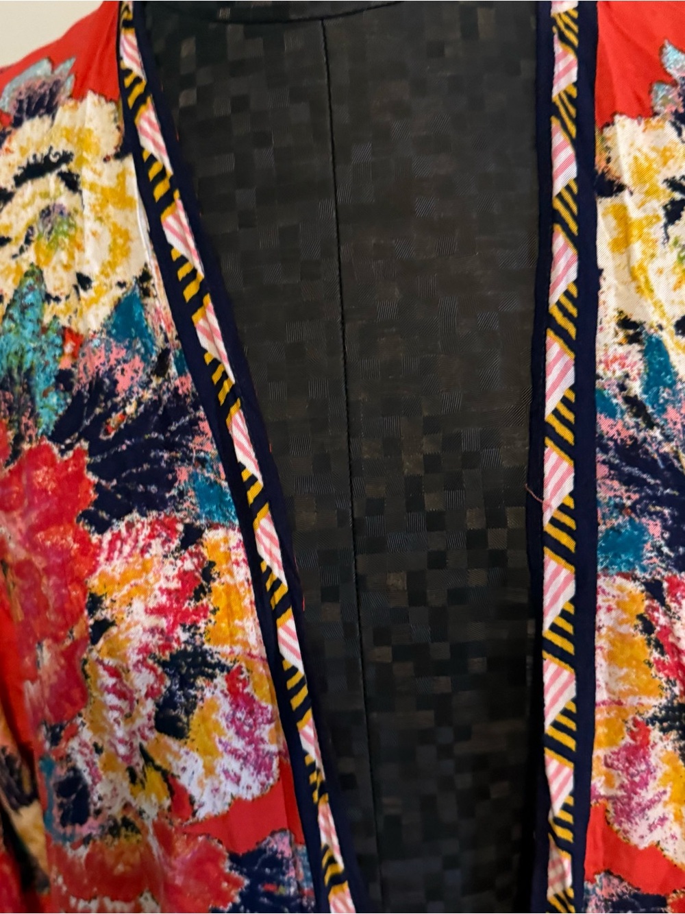 Flying Tomato Red Floral Kimono - Picture 4 of 10